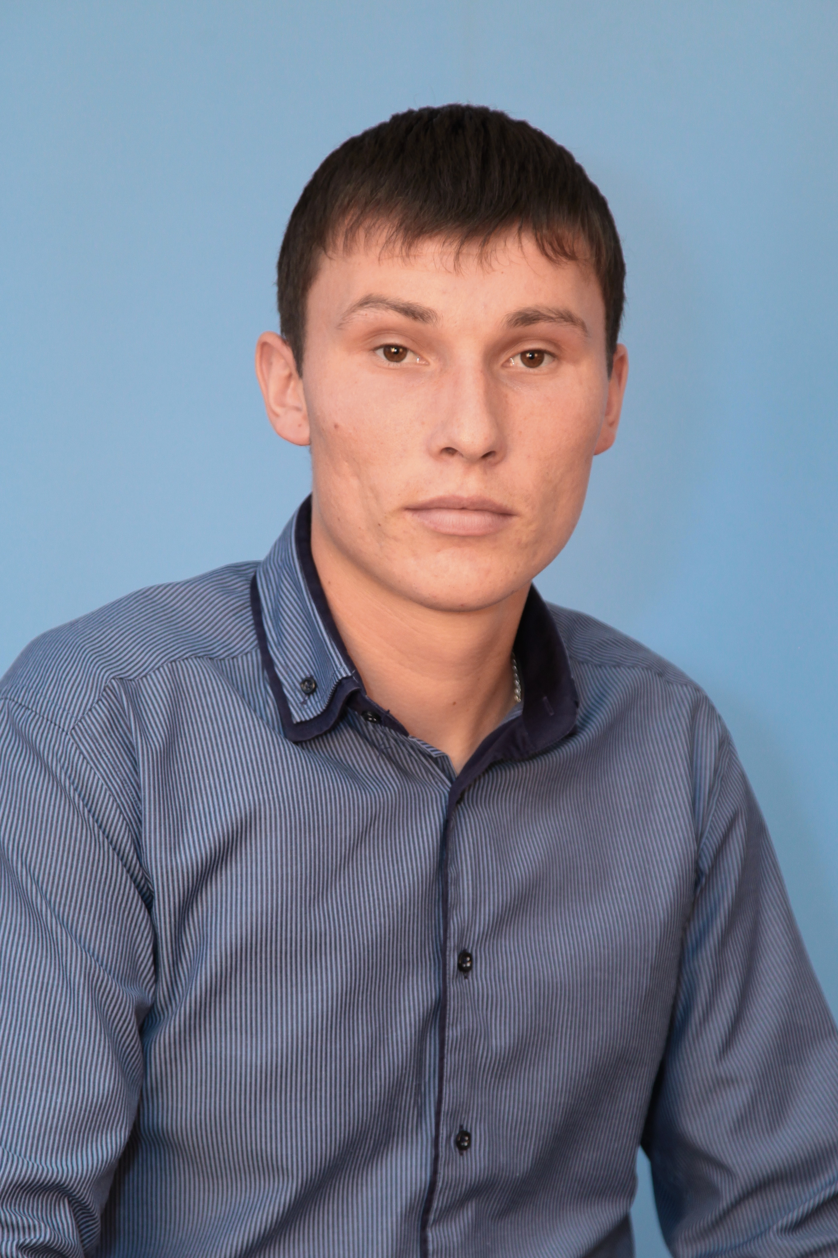 Попов Анатолий Владимирович.